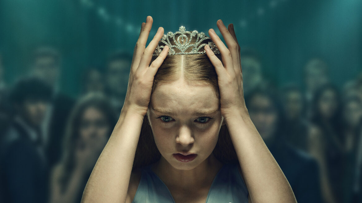Mike Flanagan's Carrie miniseries arrives on Amazon Oct 7th - watch the trailer now!